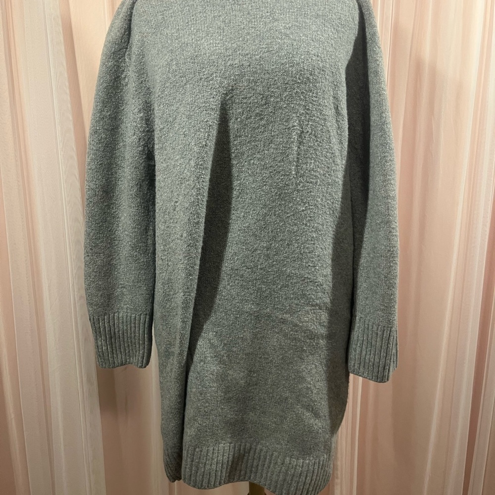 Dalia Women's Gray Cowl Neck Sweater